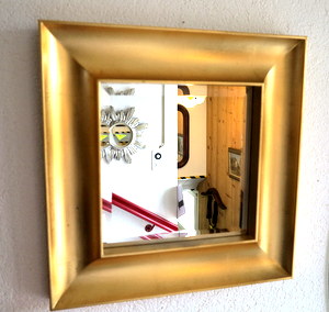 Spiegel goldig, quadratisch, mit Facettenschliff im Glas vergrssern